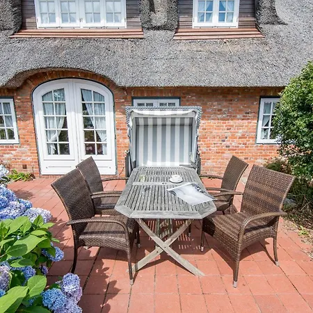 Friesenhaus Kaeptn Hahn Hausteil 06 Westerland